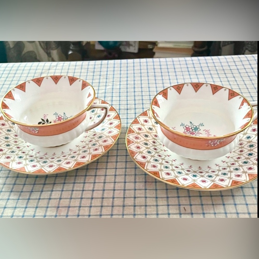 Wedgewood Tea Cups - Picture 6 of 14